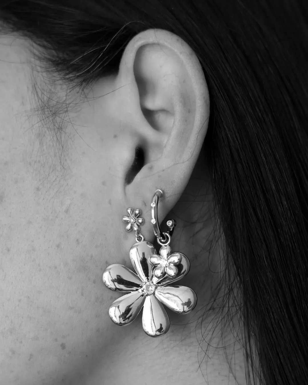 Daisy Statement Earring- Silver