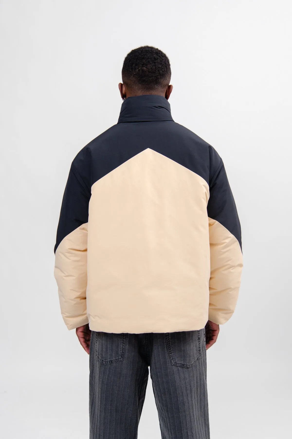 Down Jacket 18 MC Pale Peach/Black J47AF0128-JTN359001