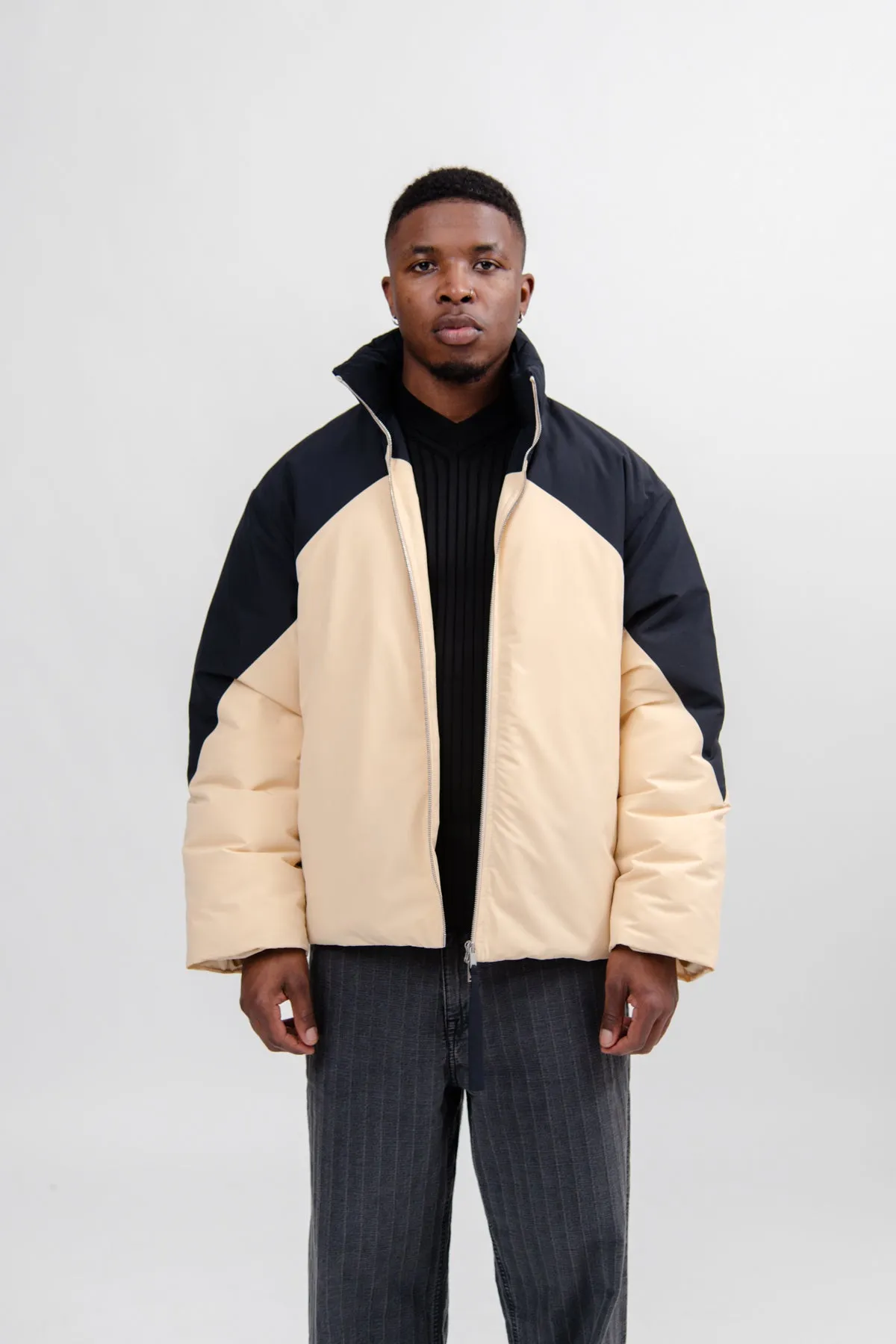 Down Jacket 18 MC Pale Peach/Black J47AF0128-JTN359001